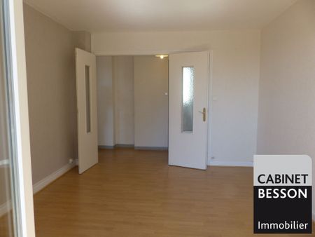 Location Appartement 3 pièces 53m² ST EGREVE 38120 - Photo 5