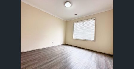 Spacious Family Retreat !!! - Photo 5