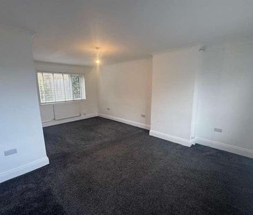 Barrington Parade, Gomersal, Cleckheaton, BD19 - Photo 1