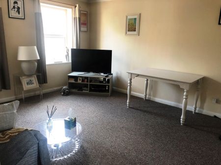 Spinners Lane, Swaffham - Photo 2