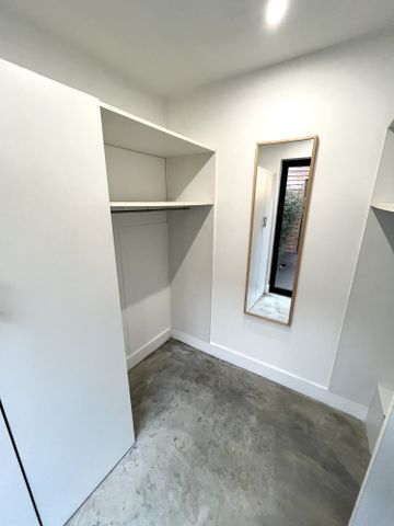 Location Appartement 7 pièces 214m² LYON 9ème - Photo 5