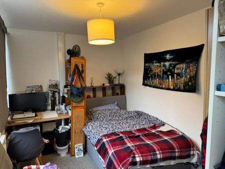 4 bedroom house to rent - Photo 3