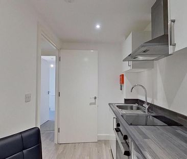 Studio to rent - Photo 4