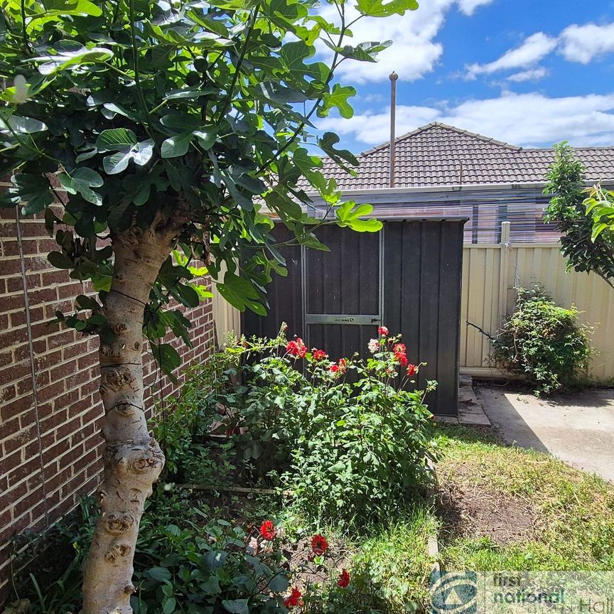 1 / 2 Vizard Street, Dandenong - Photo 1