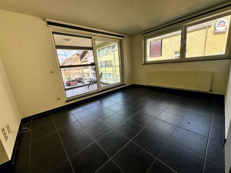 Instapklaar 2 slpk appartement nabij centrum Geel. - Photo 2