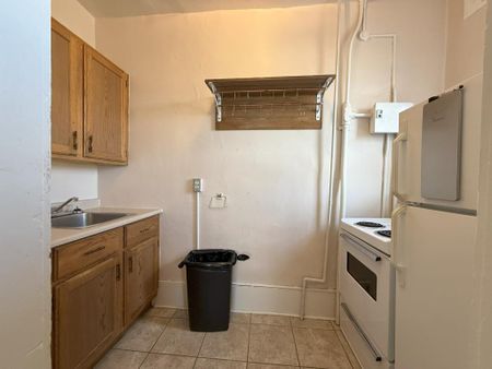 2175 Robinson St., Regina, Saskatchewan, S4T 2P8 - Photo 4