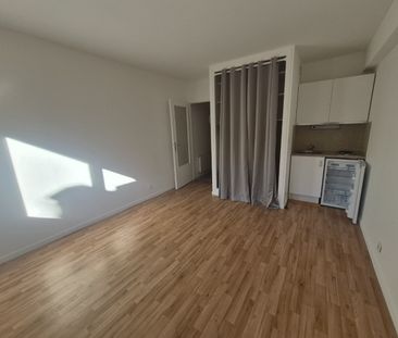 Location Appartement 1 pièce 20m² LILLE 59000 - Photo 4