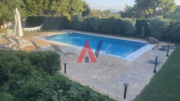 Βίλα για ενοικίαση Λαγονήσι (Καλύβια Θορικού) - Φωτογραφία 1