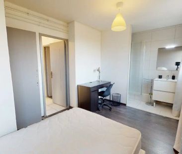 Appartement à louer 4 pièces 73.06m² - Photo 2