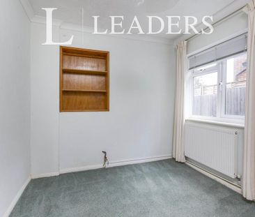 3 bedroom house to rent - Photo 3