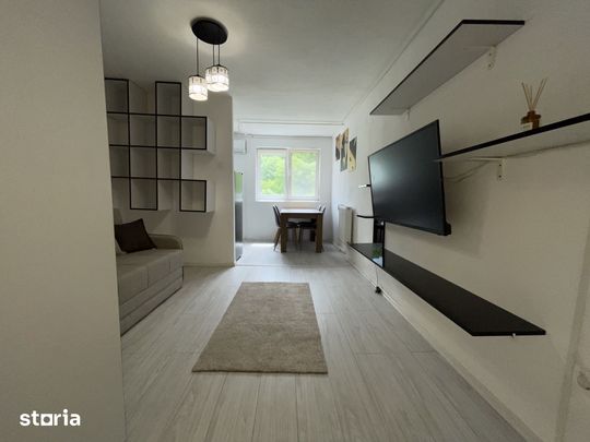 CENTRUL CIVIC-Afi | Garsoniera moderna | Mobilat & Utilat - Fotografie 1