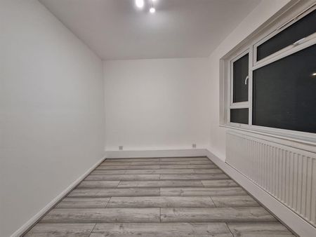 Hampden Lane, London N17 - Photo 2