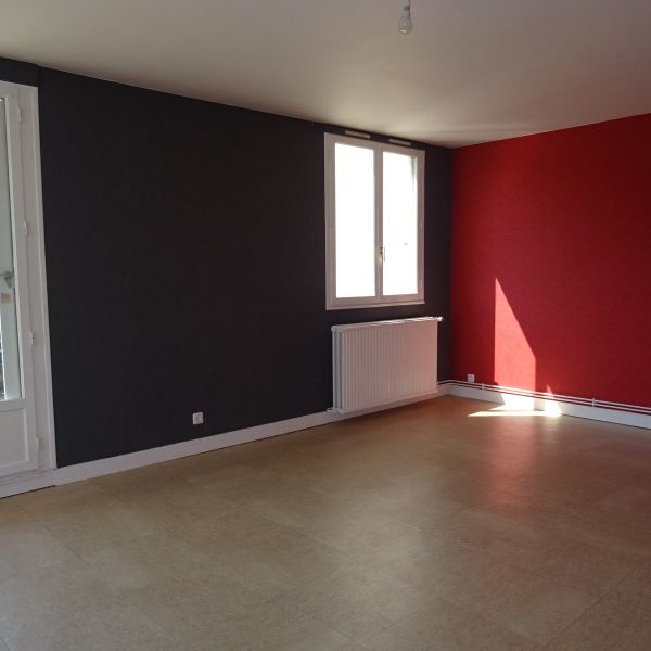 Location Appartement 4 Pièces 97 m² - Photo 1