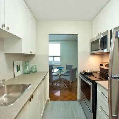 1 Bedroom Apartment for Rent St. Clair Ave. West and Spadina Rd $1820 - Photo 3