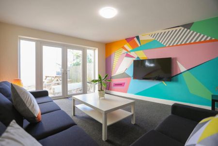9 bedroom house to rent - Photo 2