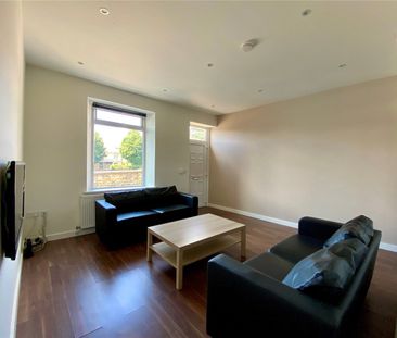 24 Victoria Street, Huddersfield, HD5 - Photo 3