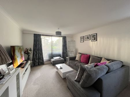 2 bed apartment to rent in Belle Vue Road, Poole, BH14 - Photo 5
