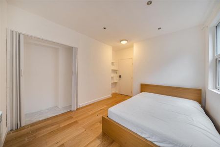 3 bedroom maisonette to rent - Photo 2