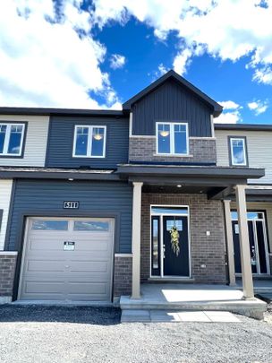 For Lease - 511 Moyard Drive, Barrhaven, Ontario - Photo 1
