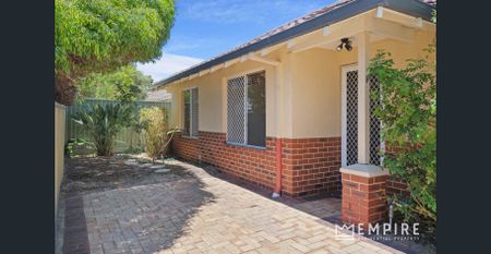 Convenience Meets Easy Care Appeal! - Photo 2