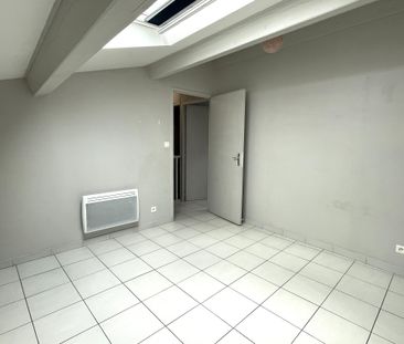 Location Appartement 3 pièces 58m² MONTELEGER 26760 - Photo 1