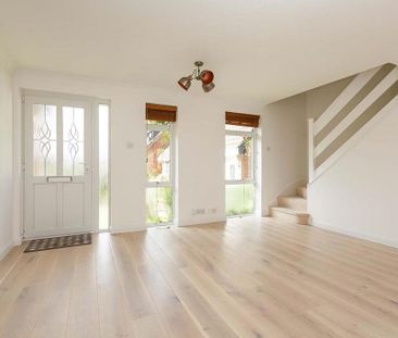 2 bedroom terraced house to rent - Photo 2