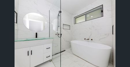 Charming unit in the heart of Ivanhoe - Photo 4
