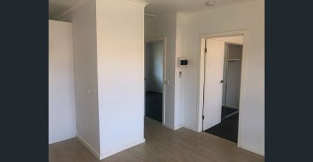 Convenient villa unit - Photo 4