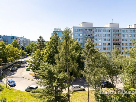 Pronájem bytu 2+kk 42 m2 - Fotografie 2
