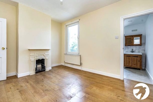 2 bedroom house to rent - Photo 1