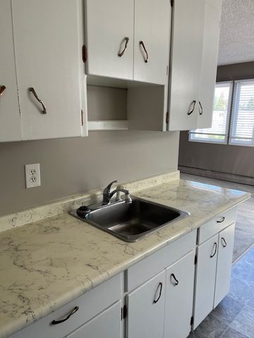 1 BDRM/1 BATH - 601 WILSON CRESCENT - Available MAR 1 - Photo 5