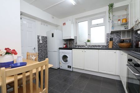 Lansdowne Drive - Photo 2