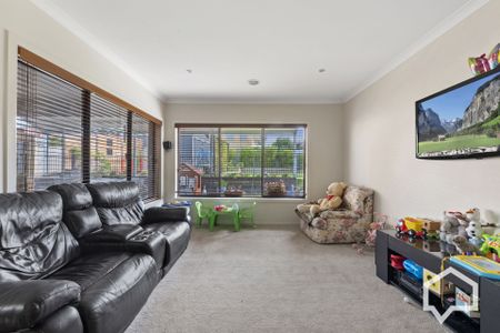 29 Londonderry Way Epsom VIC - Photo 5