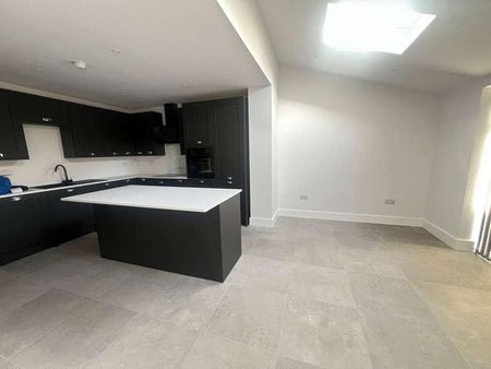 Eccles, M30 - Photo 5