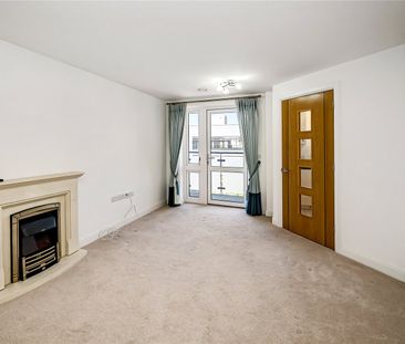 Bridge Avenue, Maidenhead, Berkshire, SL6 - Photo 2