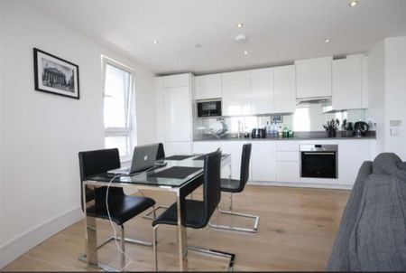 1 Bed Flat, St Luke Avenue, SW4 - Photo 5