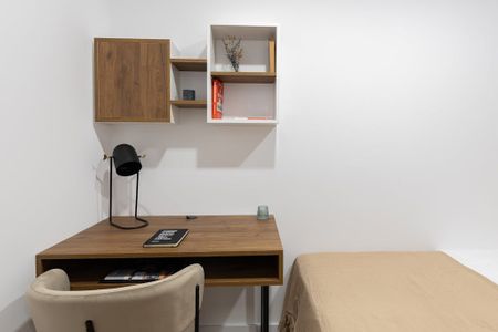 Carrer de Muntaner, Barcelona, Catalonia 08021 - Photo 4