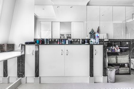 Penthouse, Cadogan Square, SW1X - Photo 2