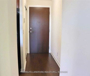 181 Village Green Square #811 - Photo 4