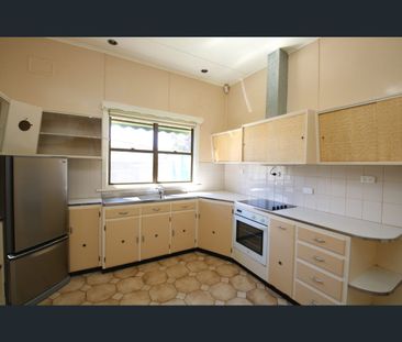 171 Piper Street, Broken Hill, NSW 2880 - Photo 3