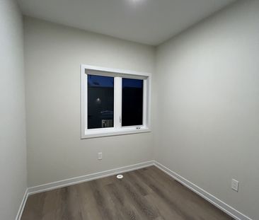 For Lease - 23 CHAPPLE Lane, Richmond Hill, Ontario - Photo 4