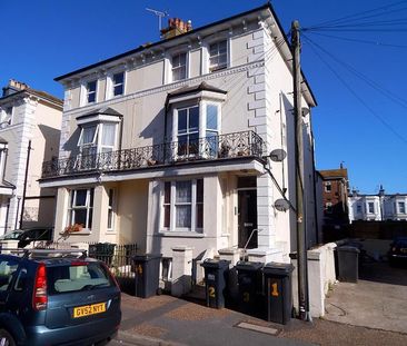 2 bedroom flat to rent - Photo 6
