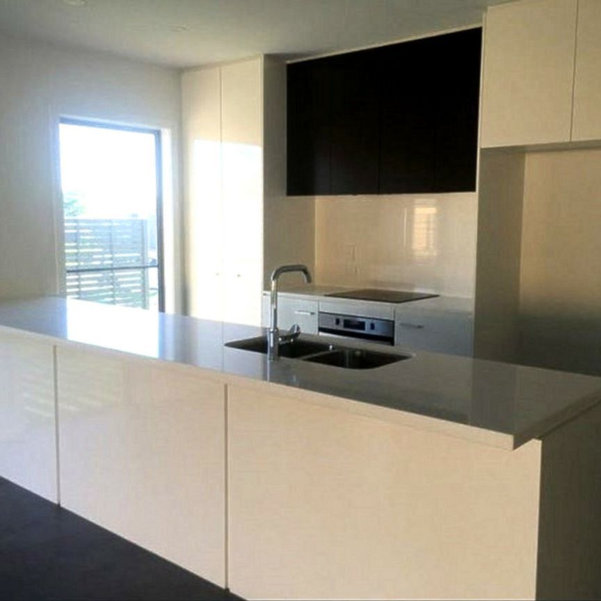 17 Coolock Place, Nudgee QLD, Belconnen - Photo 1