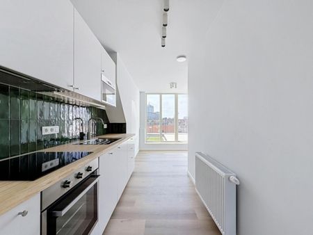 Penthouse te huur in Etterbeek - Photo 3