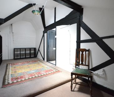 Sandhurst Lodge, Wokingham Road, Wokingham Road, RG45 - Photo 6