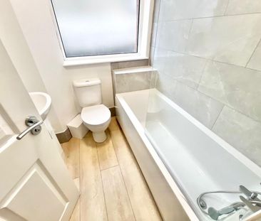 1 bedroom Flat To Let - Photo 6