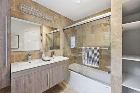 For Lease - 1924 Balsam Avenue, Mississauga, Ontario - Photo 2