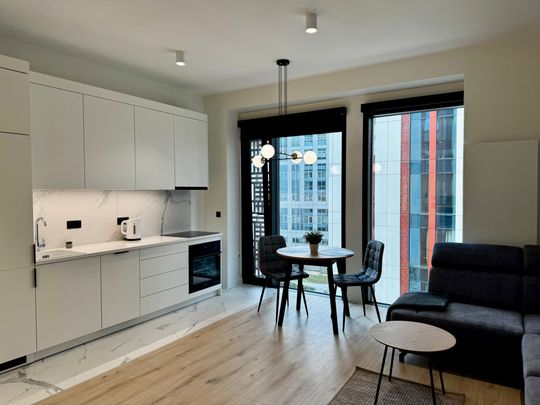 Mieszkanie do wynajęcia - Warszawa, Prosta - Zdjęcie 1