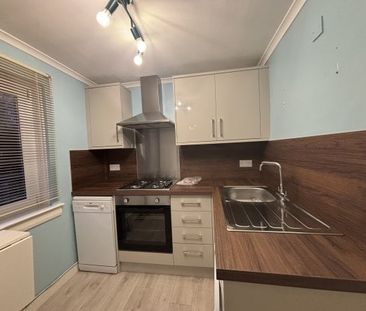 Ledi Avenue, Tullibody - Photo 4