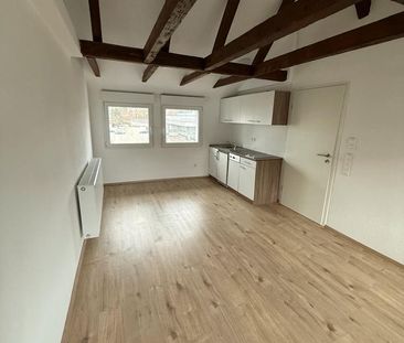 2-Zimmer Dachgeschosswohnung ab Sofort - Foto 1